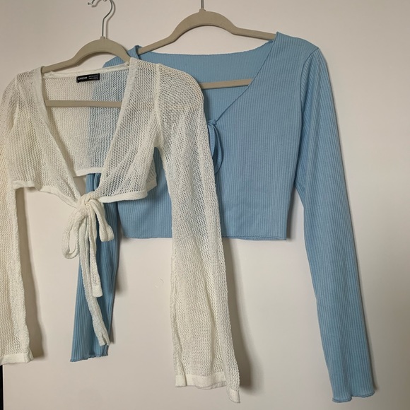 TWO FOR ONE BUNDLE- Blue and white tops - Picture 2 of 8